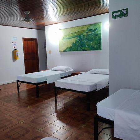 Leticias Guest House Eksteriør bilde