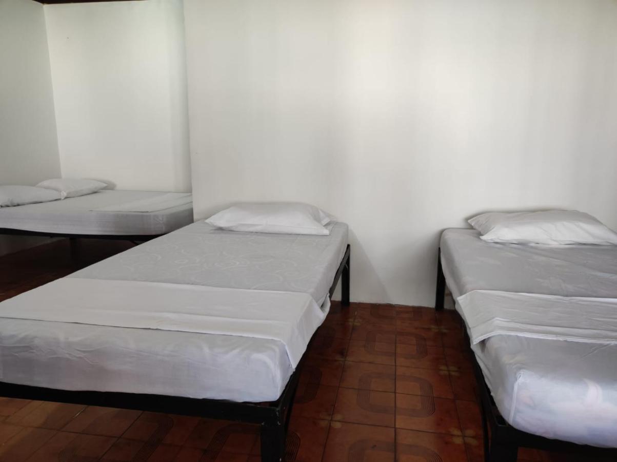 Leticias Guest House Eksteriør bilde